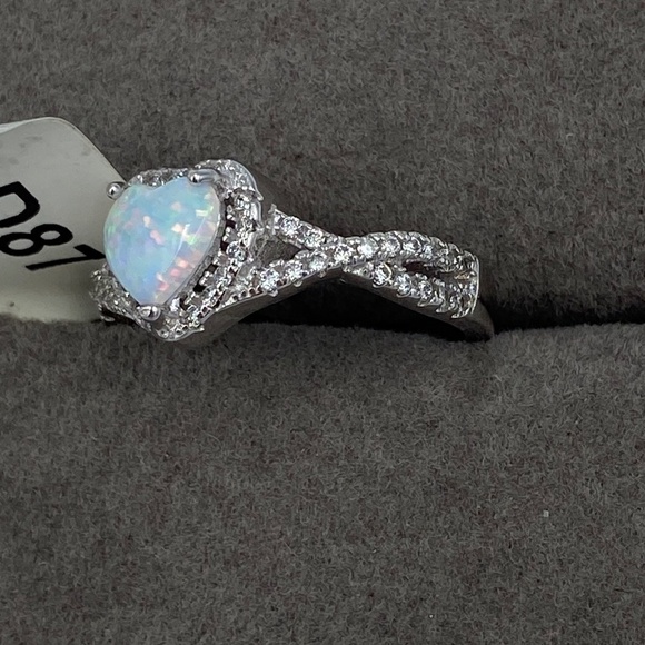 925 silver heart shaped ring size 6 Charmed Aroma - Picture 6 of 8